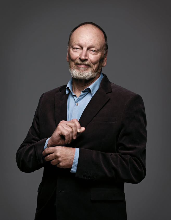 John Bell - keynote speaker - Global Speakers Bureau